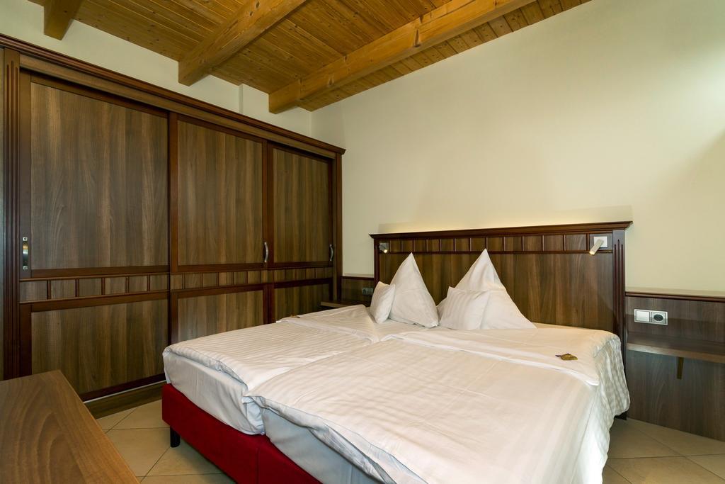 Waldhotel Graal-Mueritz Εξωτερικό φωτογραφία